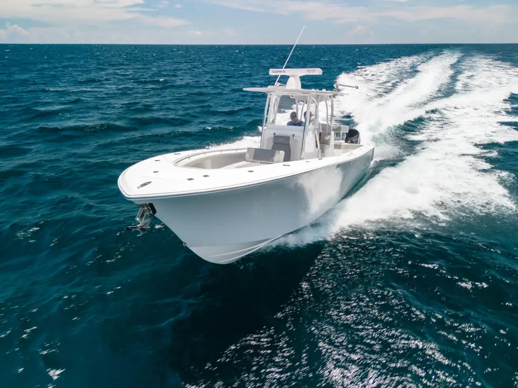 Image of a yacht in the sea