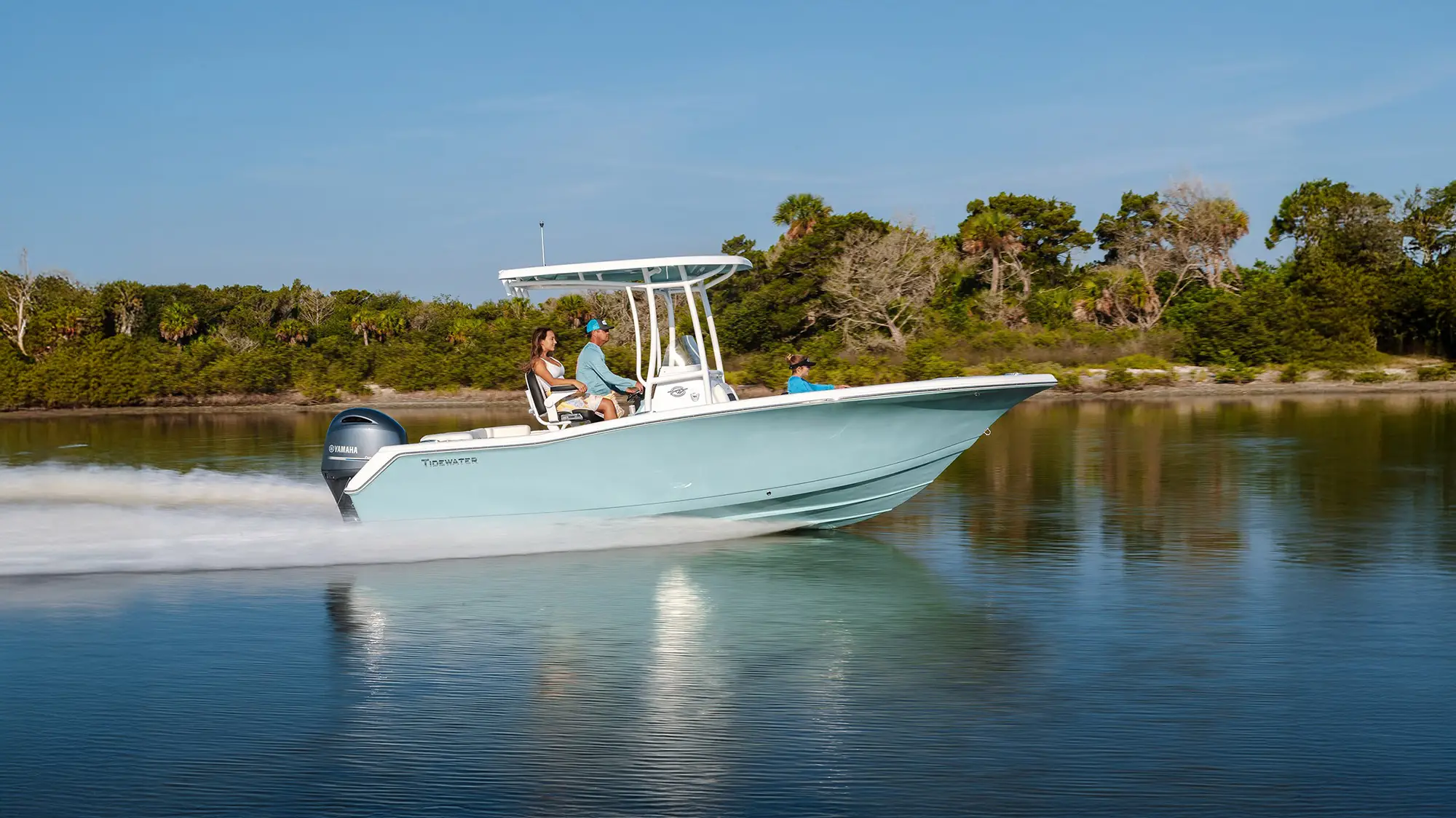 220 LXF Photo