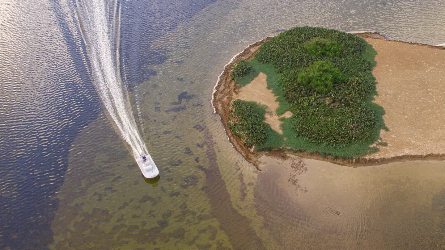 Image of a yacht in the sea