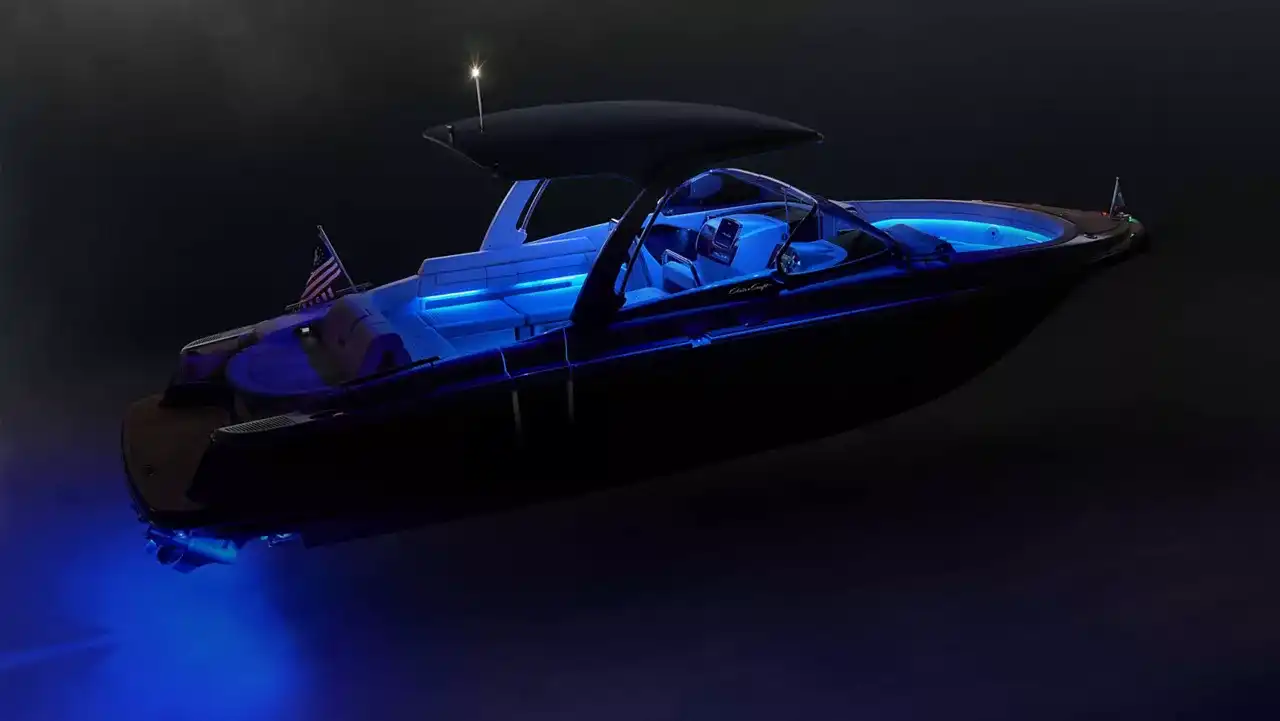 chris-craft Launch 31 GT model photo